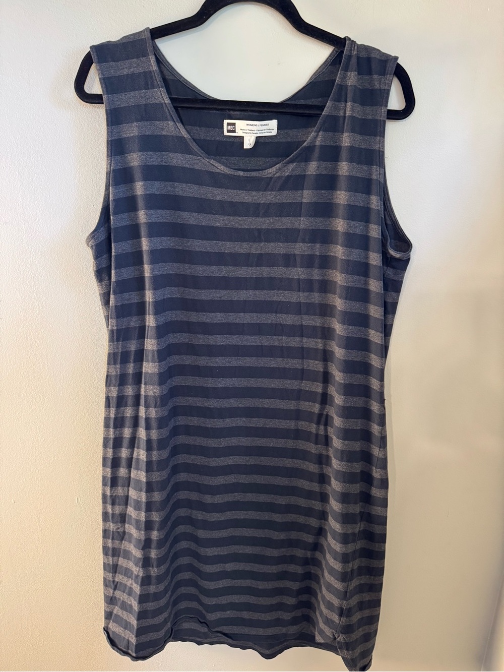 MEC Women's Striped Sleevless Dress LARGE Gray & Black TRAVEL